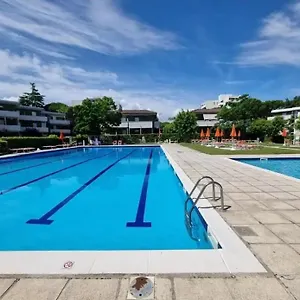 Blancohouse - Con Piscina Sul Parco Appartamento Riccione